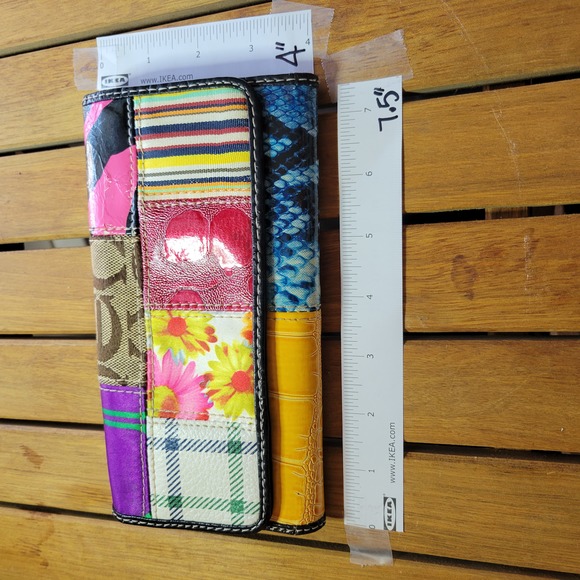 Stylish Tri-fold Wallet - Picture 4 of 5